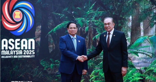 Prime Minister begins activities at the 47th ASEAN Summit in Kuala Lumpur