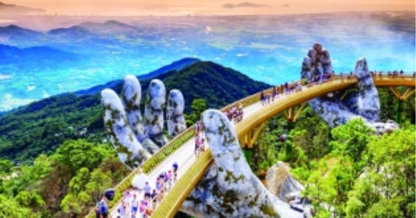 Da Nang - A destination with the most beautiful mountainous scenery in Asia