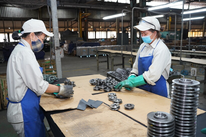 To help supporting industries thrive in the digital era, the workforce challenge must be addressed decisively. Photo: Can Dung