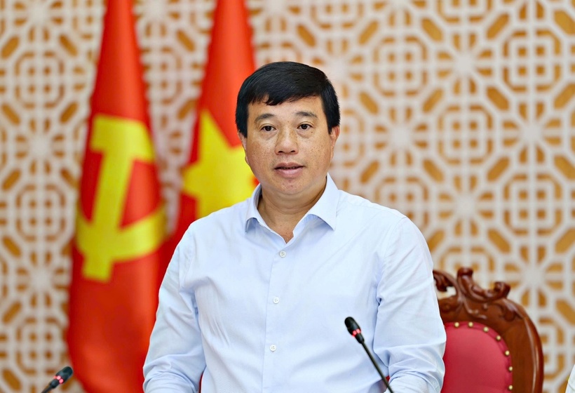 Secretary of the Lam Dong Provincial Party Committee Y Thanh Ha Nie Kdam delivered remarks.