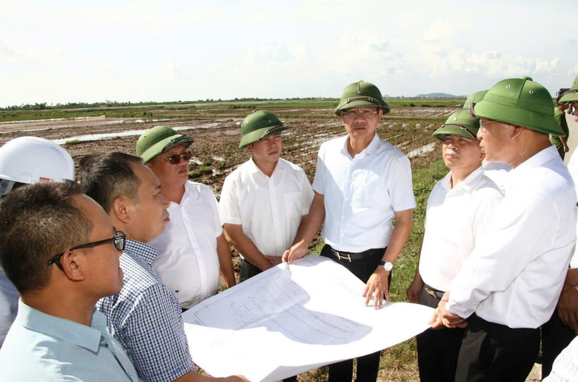 Leaders of the Hai Phong city People's Committee inspected the infrastructure development project of Tan Trao Industrial Park (phase 1)