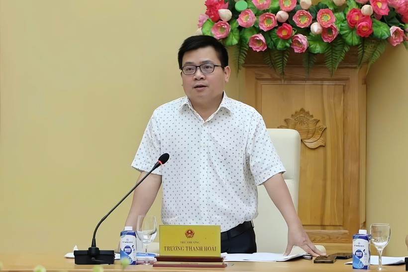Deputy Minister of Industry and Trade Truong Thanh Hoai addressed the opening session of the consultation.