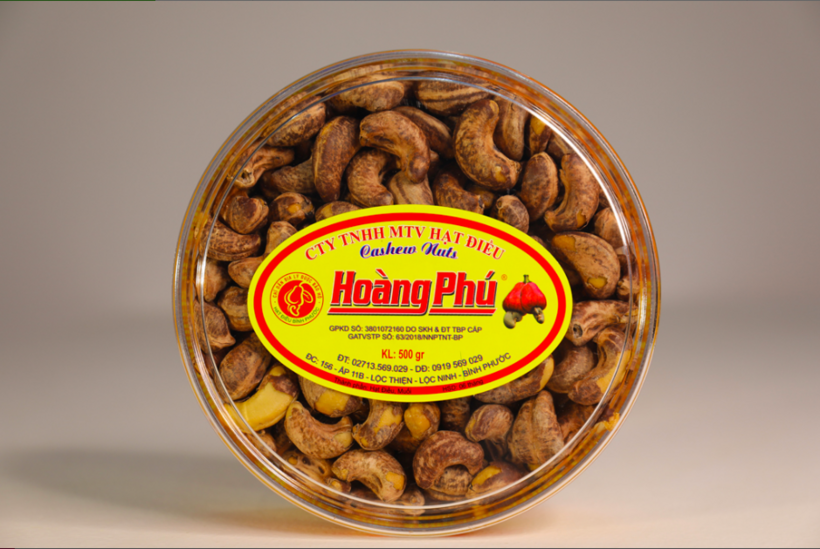 Hoang Phu salted roasted cashews are among Vietnam’s National Outstanding Rural Industrial Products 2025.