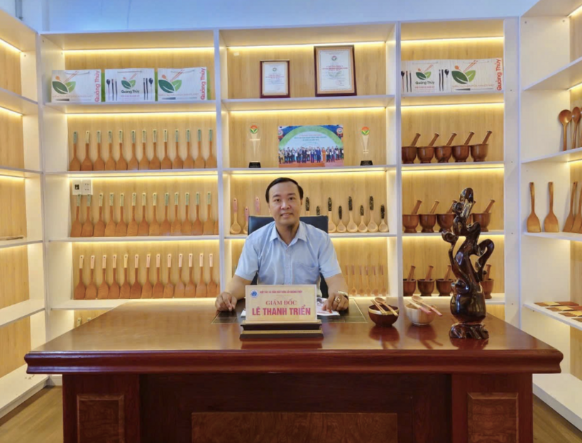 Le Thanh Trien, Director of Quang Thuy Wooden Chopsticks Production and Trading Cooperative.