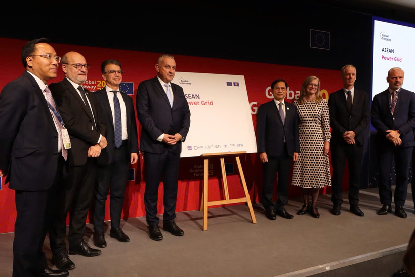 EU announces EUR 430 million JETP support package for Vietnam - 3