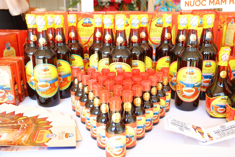Nhu Nguyen Fish Sauce – A traditional Phu Quoc fish sauce brand from An Giang.
