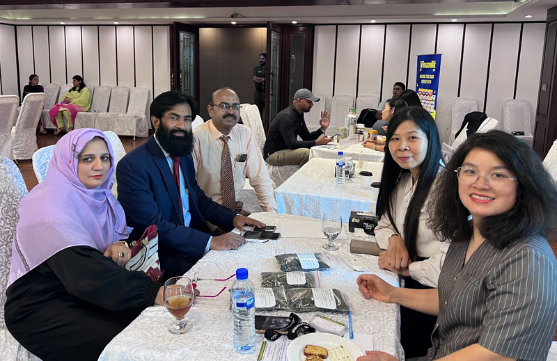 The Vietnamese delegation acknowledges that Pakistan is a market with a young population structure and rapidly increasing demand for quality goods at reasonable prices.
