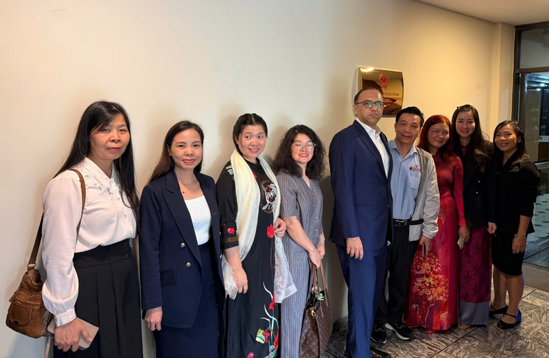 The delegation works with the Honorary Consulate Office of Vietnam in Pakistan and receives much support in connecting with potential partners in Pakistan.