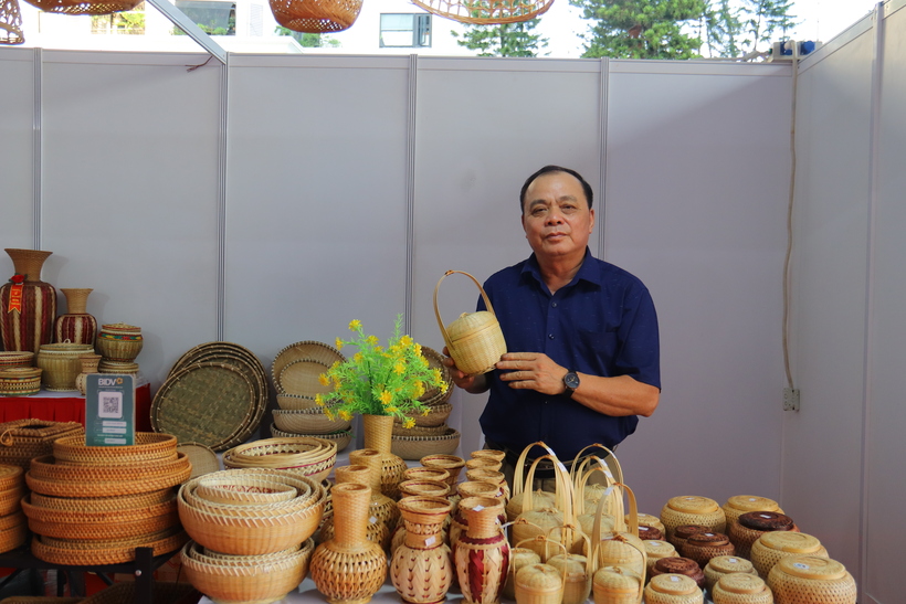 Dang Ngoc Phung, Director of Phung Hung Export Bamboo and Rattan Cooperative.