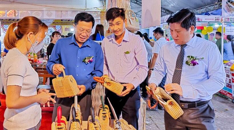 The industrial promotion program strengthens the position of Ca Mau’s rural industrial products.