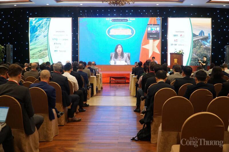 Deputy Minister of Foreign Affairs Le Thi Thu Hang affirms that economic diplomacy serves as a key driver for trade, adding that the upcoming Vietnam - EFTA FTA will further expand market access for businesses from both countries.