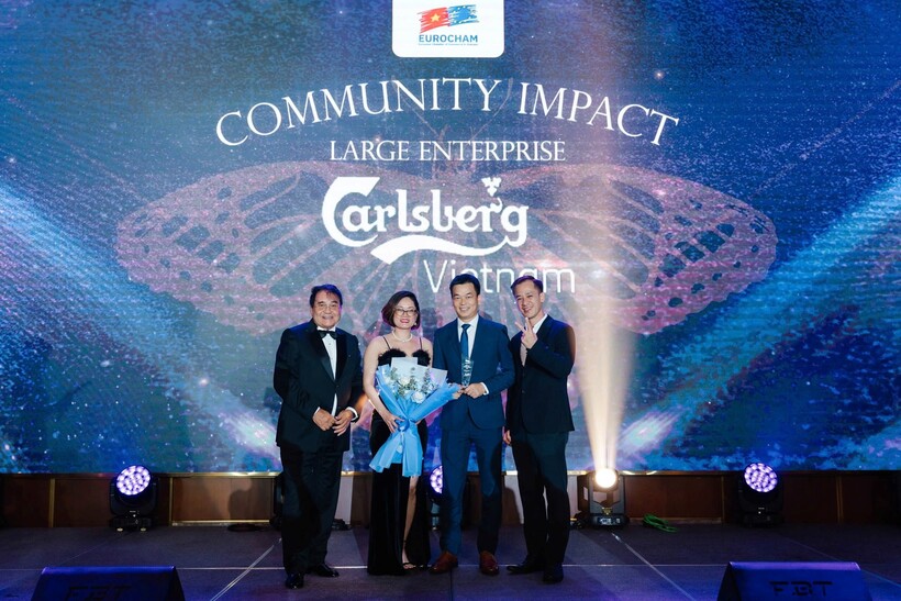 Carlsberg Vietnam honored with “Community Impact” Award at EuroCham Gala Dinner & Business Awards 2025.
