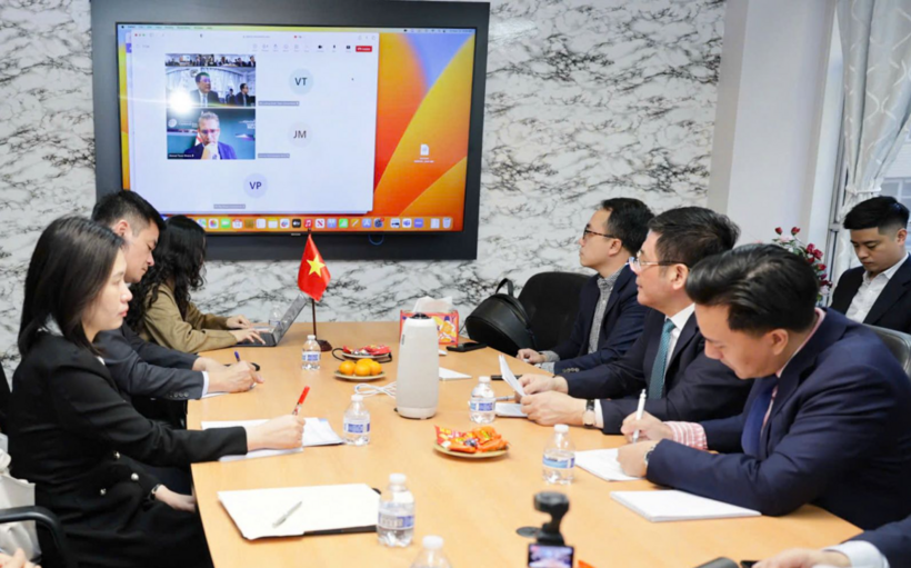 Vietnam’s Minister of Industry and Trade Nguyen Hong Dien holds phone talks with Costa Rica’s Minister of Foreign Trade Manuel Tovar Rivera.
