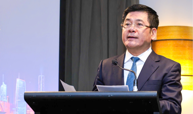 Minister of Industry and Trade Nguyen Hong Dien.