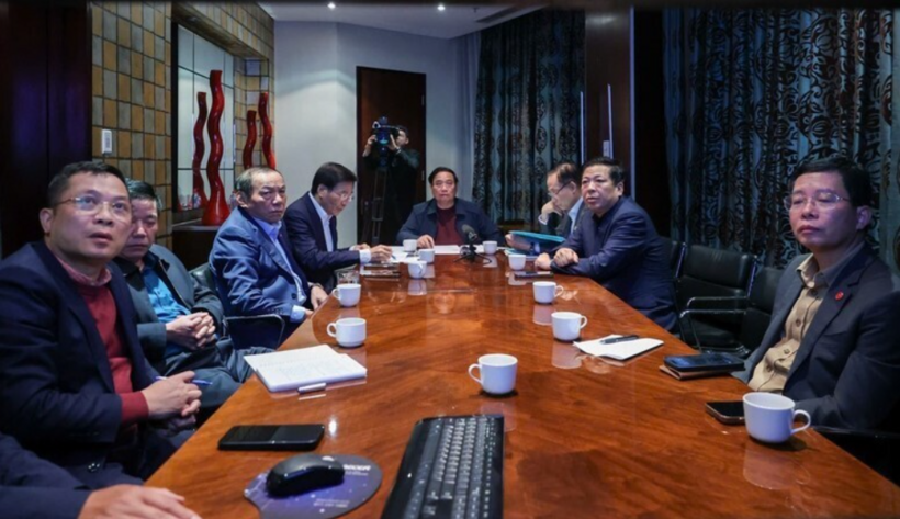 The Prime Minister requests all relevant stakeholders to uphold the highest sense of responsibility to address disaster consequences as swiftly and effectively as possible. Photo: VGP