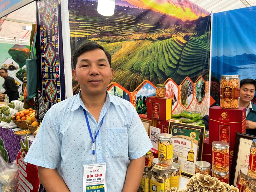 Le Van Uan, Director of Sucova High-Tech Medicinal Agriculture Cooperative (Lai Chau province).