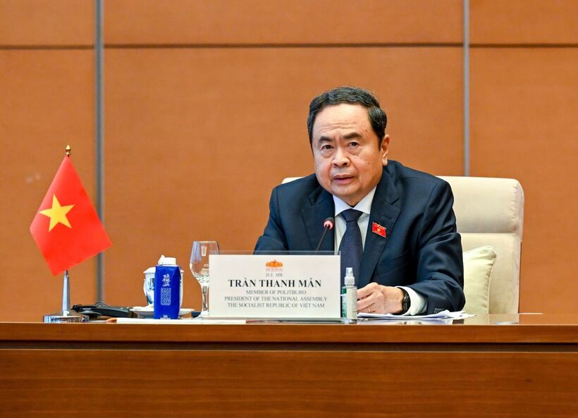 National Assembly Chairman Tran Thanh Man presided over the working session.