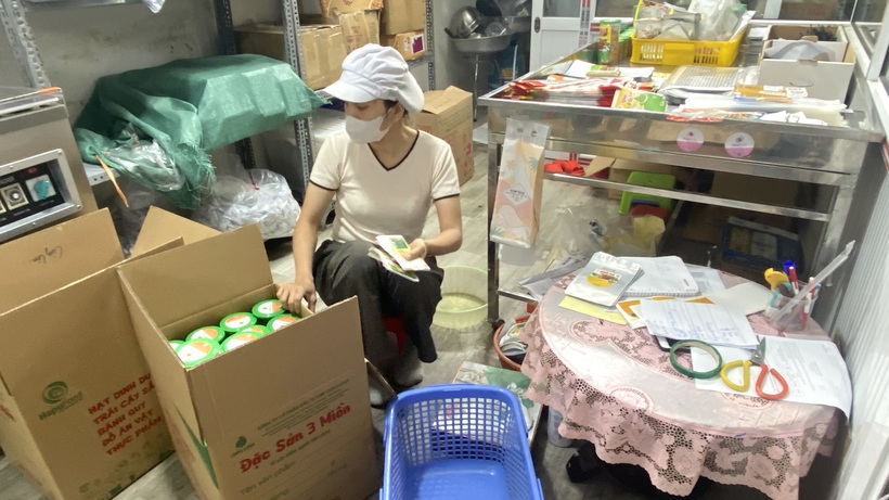 A facility in Hong Bang ward, Hai Phong city, was found repackaging and relabeling products before releasing them to the market.