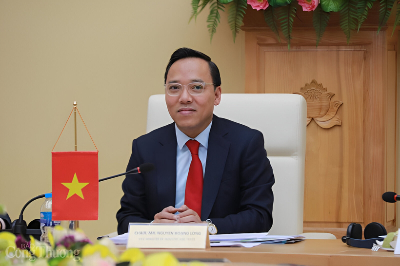Deputy Minister of Industry and Trade Nguyen Hoang Long. Photo: Thanh Tuan