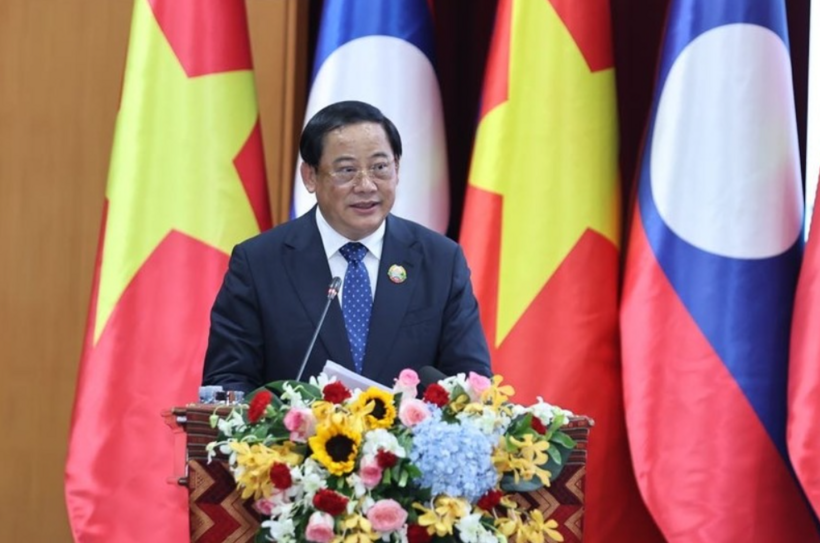 Lao Prime Minister Sonexay Siphandone says Laos always welcomes and facilitates Vietnamese investors, particularly in potential sectors such as power, transport infrastructure and high-tech agriculture. Photo: VGP