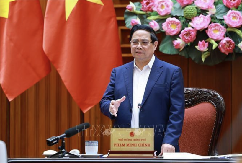 Prime Minister Pham Minh Chinh delivers concluding remarks at the meeting. Photo: VNA