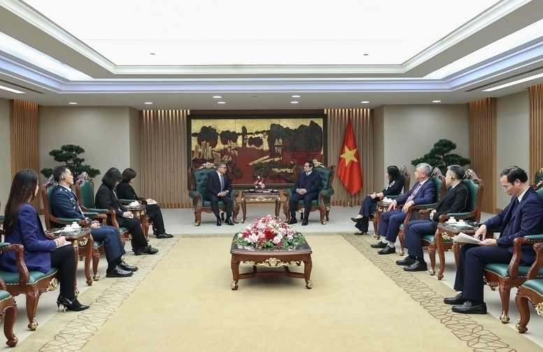 Ambassador Meynardo Los Banos Montealegre praises the Vietnamese Government’s decisive and effective leadership. Photo: VGP