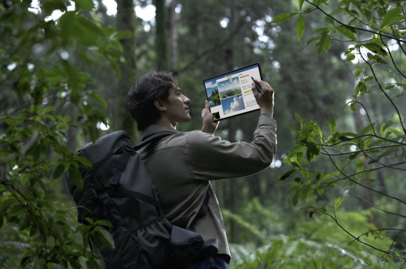 The ProArt GoPro Edition receives a CES 2026 Innovation Award in the Computer Hardware & Components category