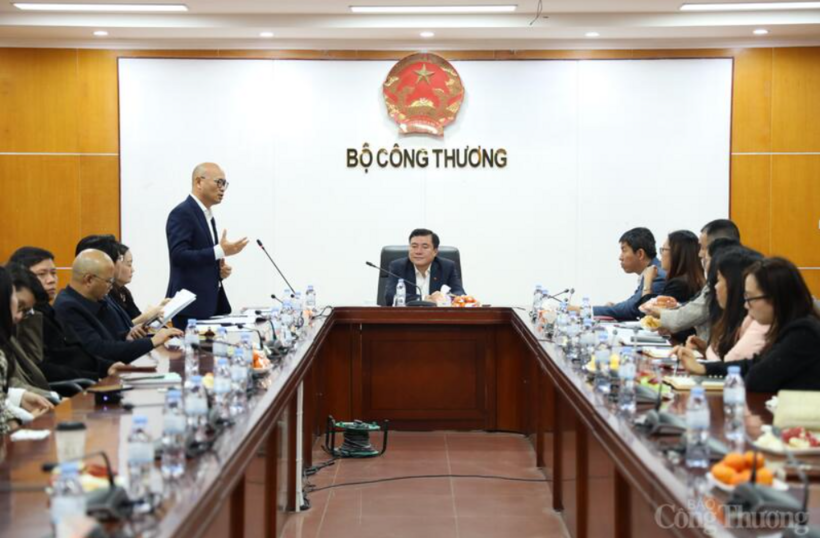 A conference reviews 2025 operations and deploys tasks for 2026. Photo: Truong Giang