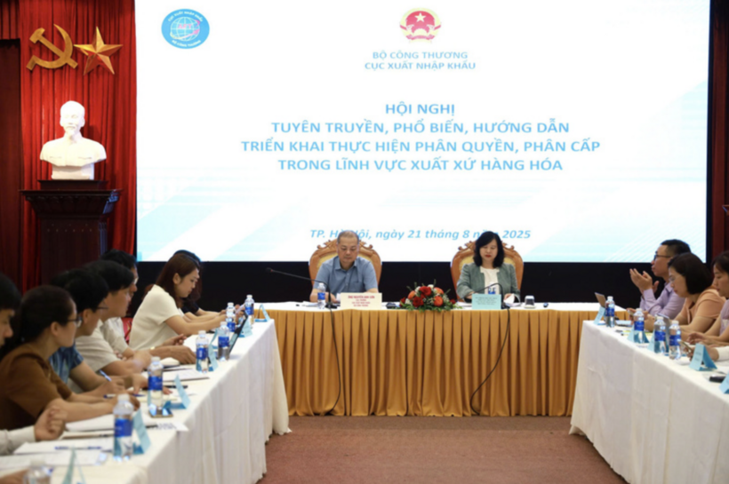 The Ministry of Industry and Trade rolls out multiple guidance activities on decentralisation and delegation in goods origin. Photo: Ngoc Tien