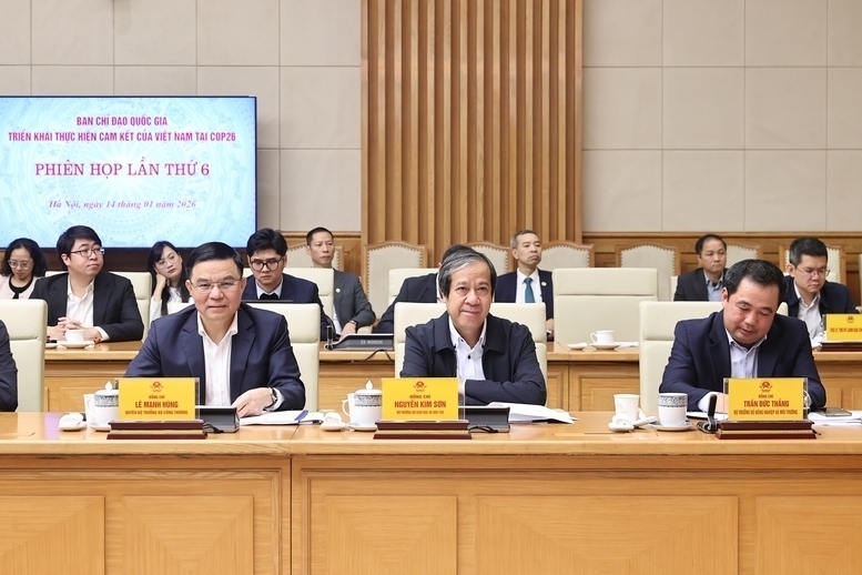 Delegates attend the meeting. Photo: VGP