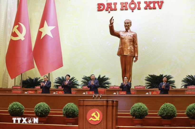 Key leaders of the Party and the State preside over the preparatory session of the 14th National Party Congress. Photo: VNA