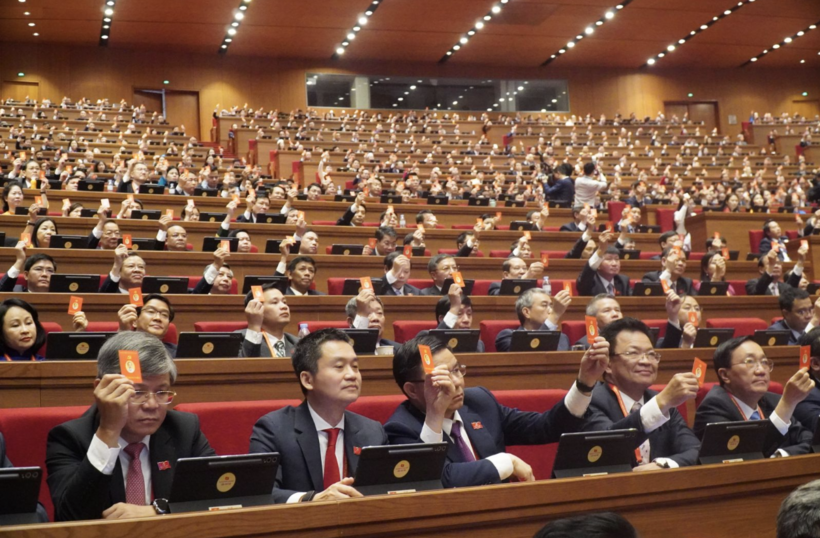 Delegates cast their votes at the Congress