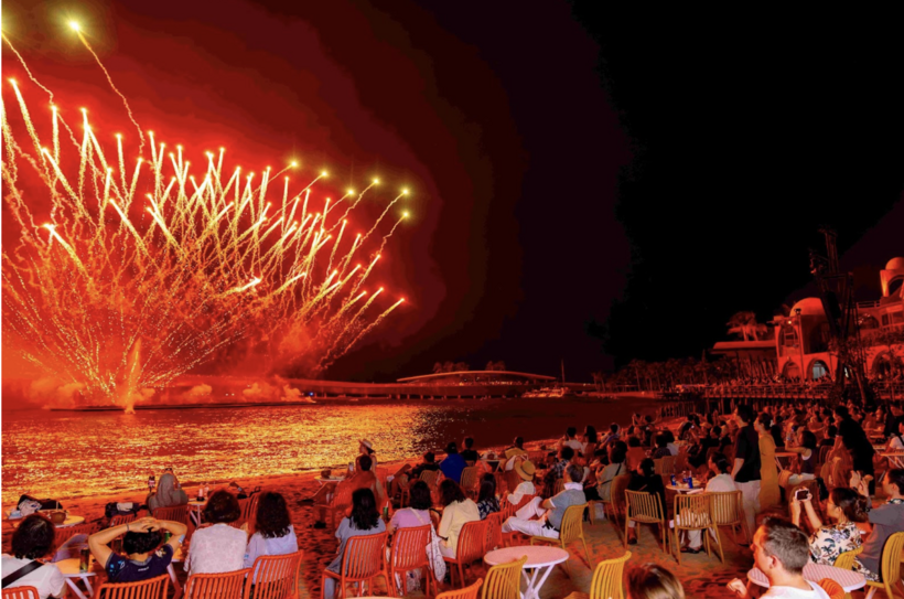 With two nightly fireworks shows over warm seaside scenery, Phu Quoc becomes an unmissable winter destination.