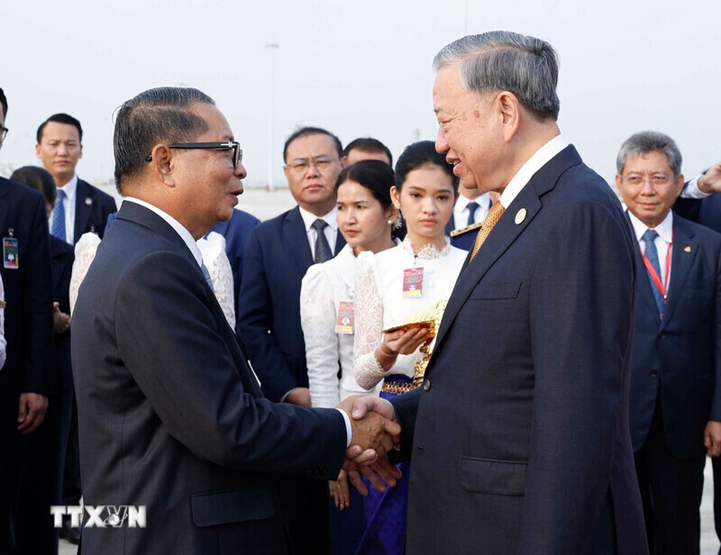 Welcoming ceremony for General Secretary To Lam at Techo International Airport. Photo: VNA