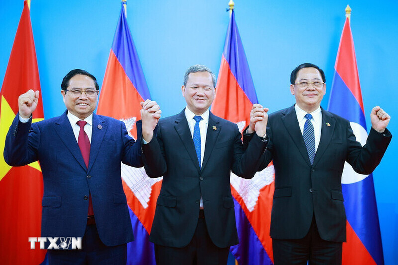 Prime Minister Pham Minh Chinh, Cambodian Prime Minister Hun Manet, and Lao Prime Minister Sonexay Siphandone. Photo: VNA