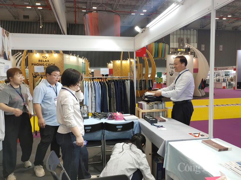 VIATT 2026 gathers leading global manufacturers in the textile and garment industry. Photo: Minh Anh