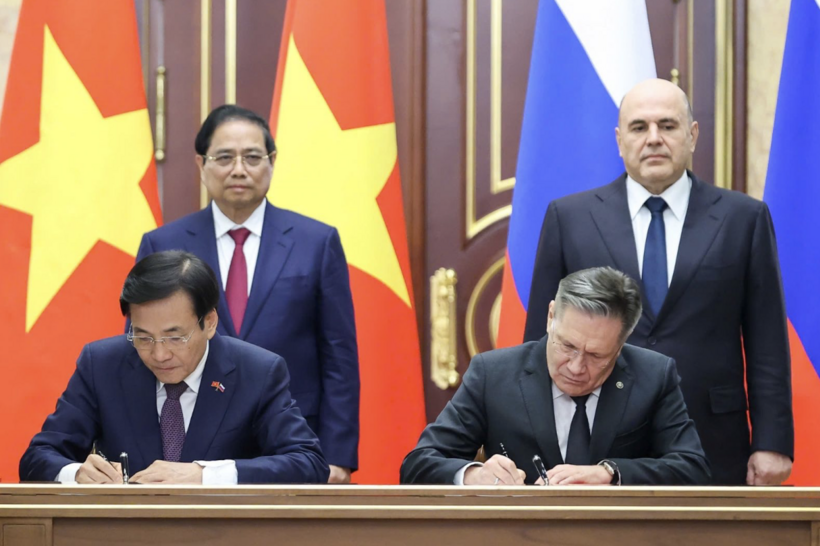 Vietnam and Russia officially commit to nuclear power development - 1