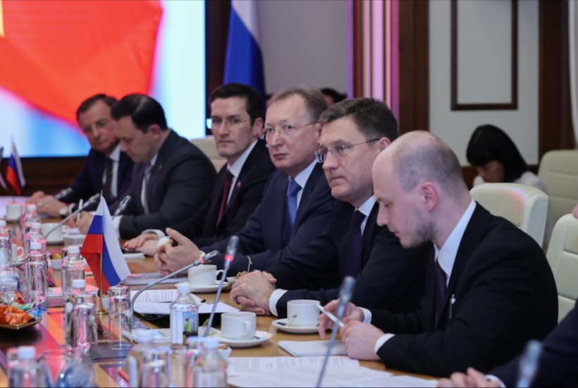 Russian Deputy Prime Minister Alexander Novak describes energy cooperation as a pillar of bilateral relations, with enterprises playing a crucial role. Photo: VGP