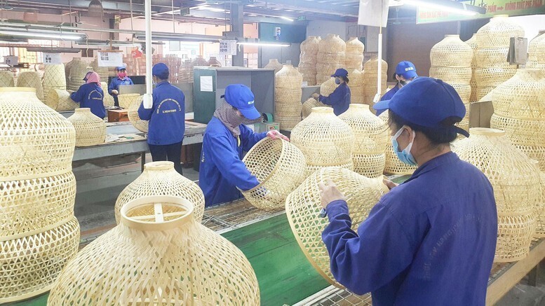 Strengthening communication and dissemination of industrial promotion and rural industry activities.