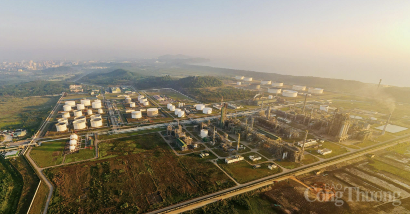 Vietnam works to secure crude supply from its two domestic refineries (Binh Son Refining and Petrochemical Plant). Photo: Nam Nguyen