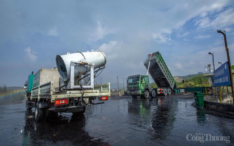 As early as the end of 2024, the Group issued resolutions, directives, and action plans related to environmental protection and sustainable development, notably Resolution No.212-NQ/DU and Action Programme No.02/CTr-TKV. Photo: Thu Huong