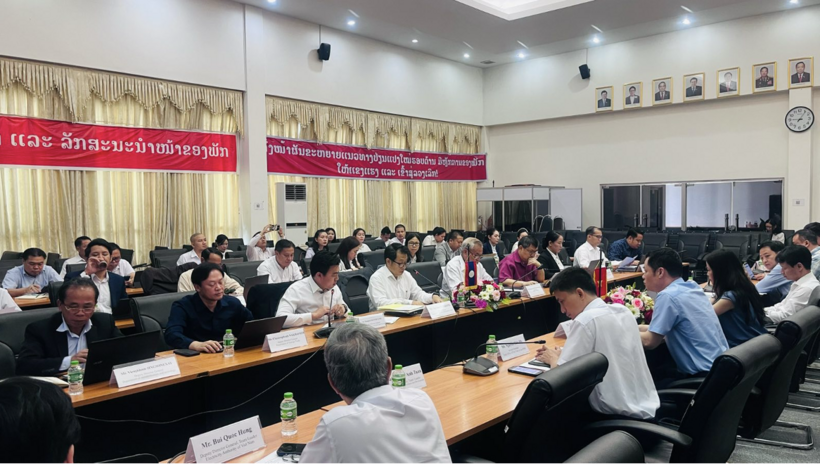 Vietnam, Laos push bilateral trade toward USD 4 billion target by 2026 - 4