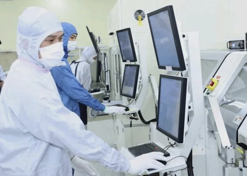 Semiconductor chip production at the Hana Micron Vina Co., Ltd. (the Republic of Korea), Van Trung Industrial Park, Bac Ninh province. Photo: Viet Chung