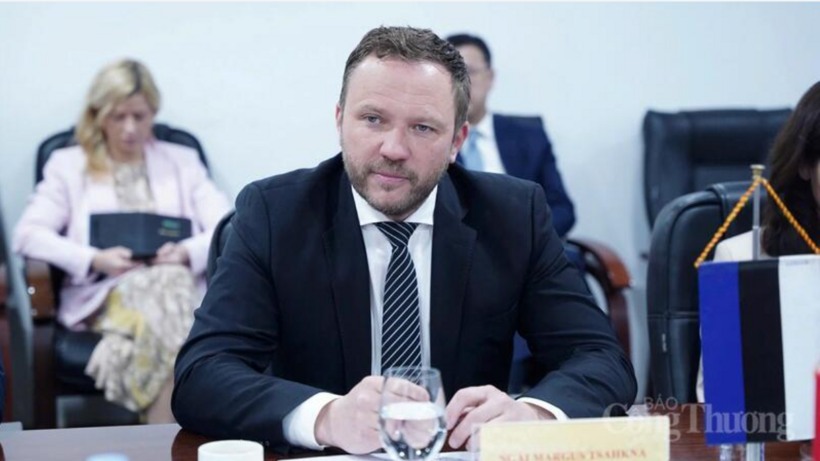 Estonian Foreign Minister Margus Tsahkna delivers remarks at the meeting. Photo: Dieu Linh