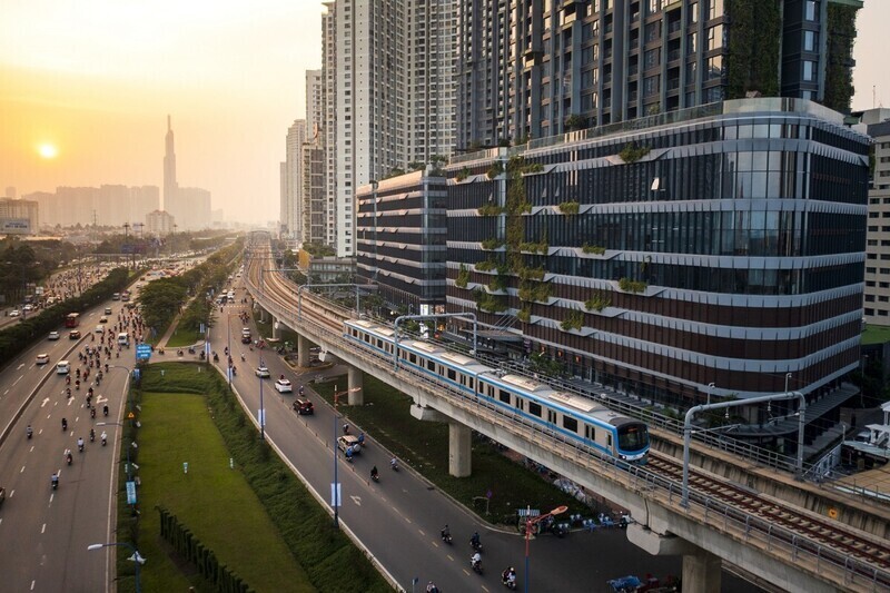 Ho Chi Minh City, with rapidly upgraded infrastructure, serves as the country’s leading economic growth engine. Photo: Phuc Ha.