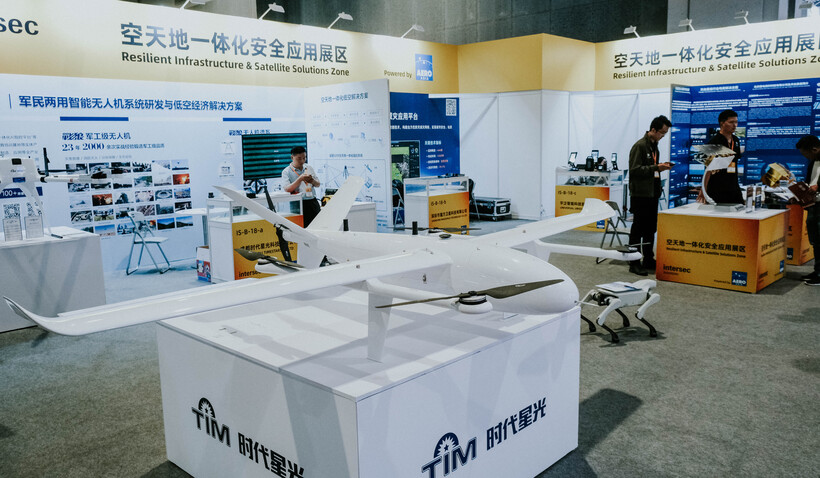 The event showcases modern rescue and emergency response technology solutions. Photo: Le An