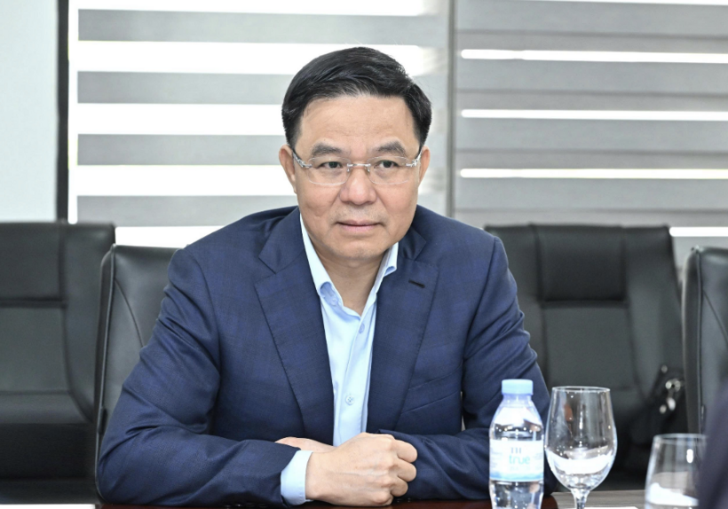 Minister of Industry and Trade Le Manh Hung.