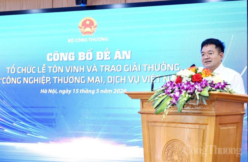 Nguyen Van Minh, Editor-in-Chief of the Newspaper of Industry and Trade, delivers at the announcement ceremony. Photo: Can Dung