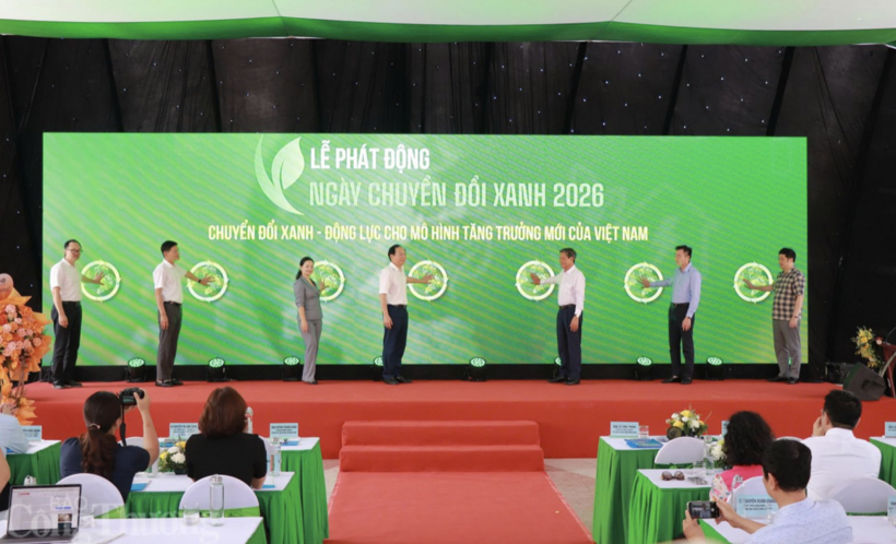 Delegates perform the ceremony launching the event.