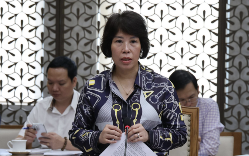Deputy Minister of Finance Nguyen Bich Ngoc delivers remarks at the meeting. Photo: VGP